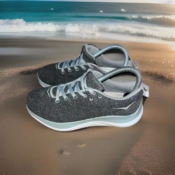 Hoka One One Mens Hupana Flow Wool 1105589 DSCG Gray Running Shoes Sneakers Sz 6