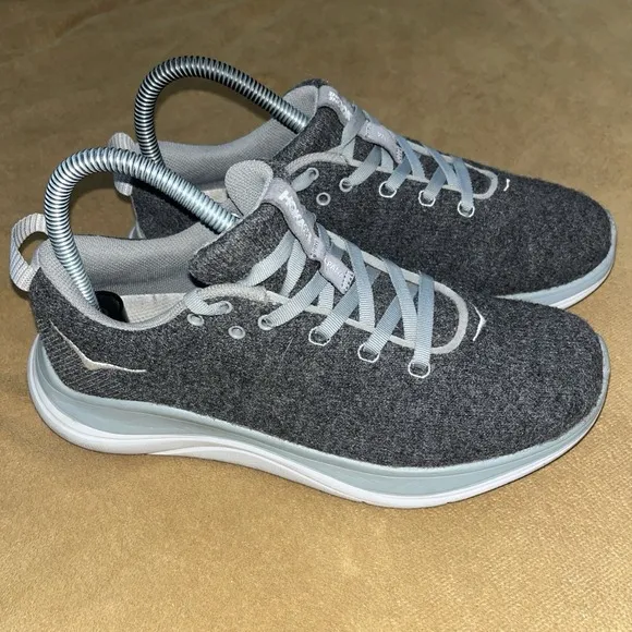 Hoka One One Mens Hupana Flow Wool 1105589 DSCG Gray Running Shoes Sneakers Sz 6