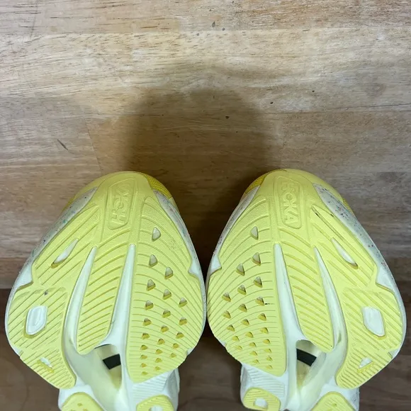 Hoka One One Skyward X Womens Size 6.5 Running Shoes Sneakers Lemonade Sunlight
