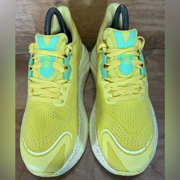 Hoka One One Skyward X Womens Size 6.5 Running Shoes Sneakers Lemonade Sunlight
