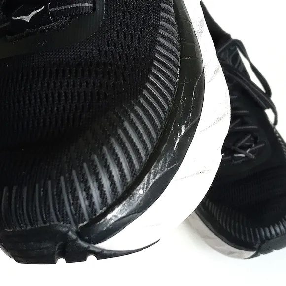 Hoka Women's Black Bondi 7 One On One Tennis Shoes Athletic Shoes Size 8