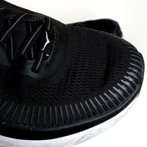 Hoka Women's Black Bondi 7 One On One Tennis Shoes Athletic Shoes Size 8