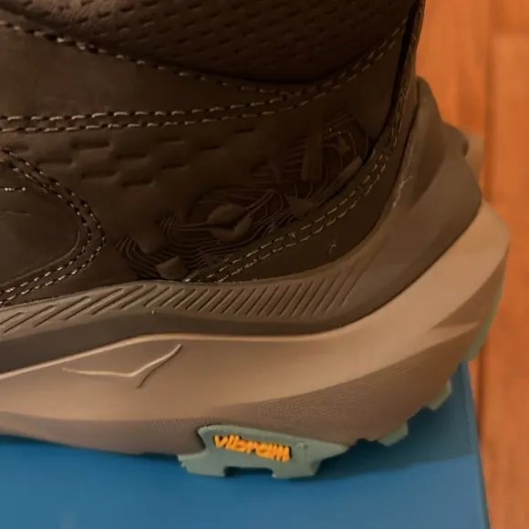 HOKA Women’s ONE ONE Kaha 2 GTX Z hiking boots