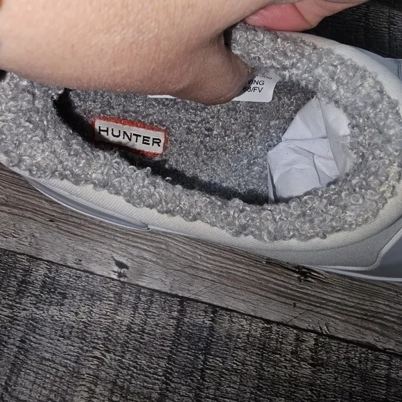 Hunter Big Kids sherpa rain shoes frosted grey   Size boys 4 ,girls 5 Eu 36
