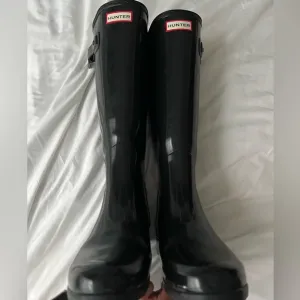 Hunter Boots Women's Original Tall Rain Boots Shine Black Size 7