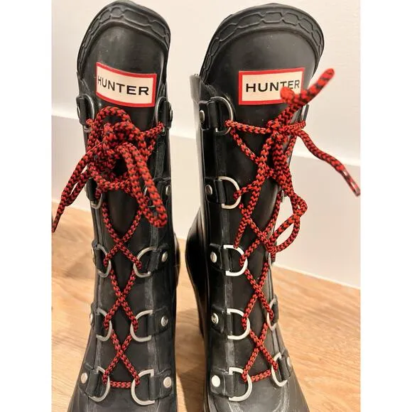 Hunter Gabby Women’s Black Rubber Heeled Boots Size US 8M / UK 7 / EU 40/41 Box