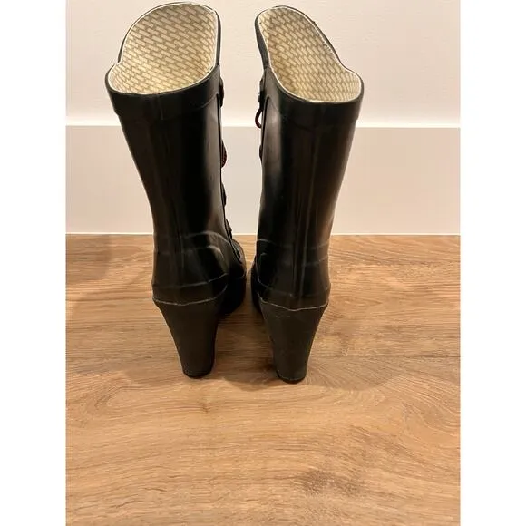 Hunter Gabby Women’s Black Rubber Heeled Boots Size US 8M / UK 7 / EU 40/41 Box