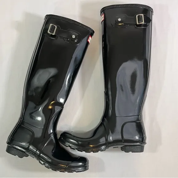 Hunter Original Tall Gloss Rain Boots Rubber Waterproof, Black, Women’s 8/EUR 39