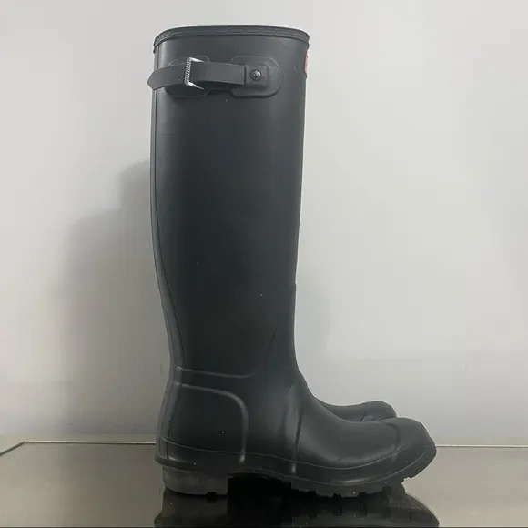 Hunter Original Tall Matte Rain Boots in Color Black