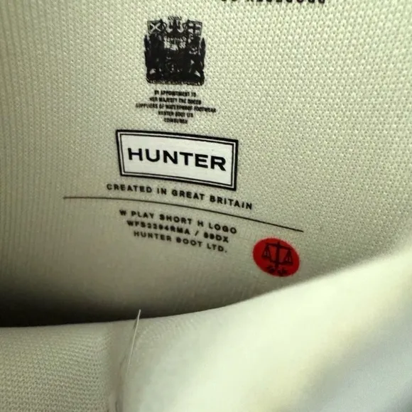 Hunter Play Short Hunter Logo Print Geometric Black and White Rain Boots Size 9