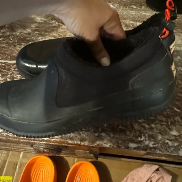 Hunter slip on fleece lined shoes