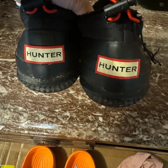 Hunter slip on fleece lined shoes