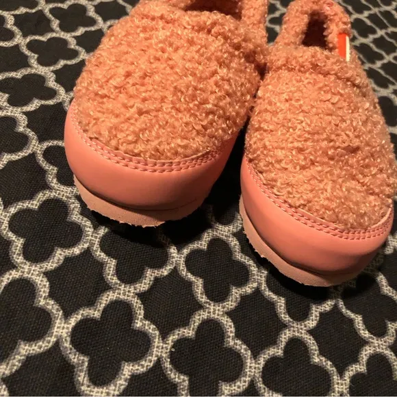 Hunter Toddler Girls Fuzzy Shoes Pink Sz 6 Faux Fur Slip On