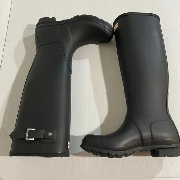 Hunter Women's Original Tall Wellington Boots Black WFT1000RMA NIB Rain Boots
