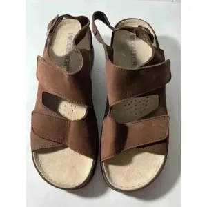 I love comfort shoes​
