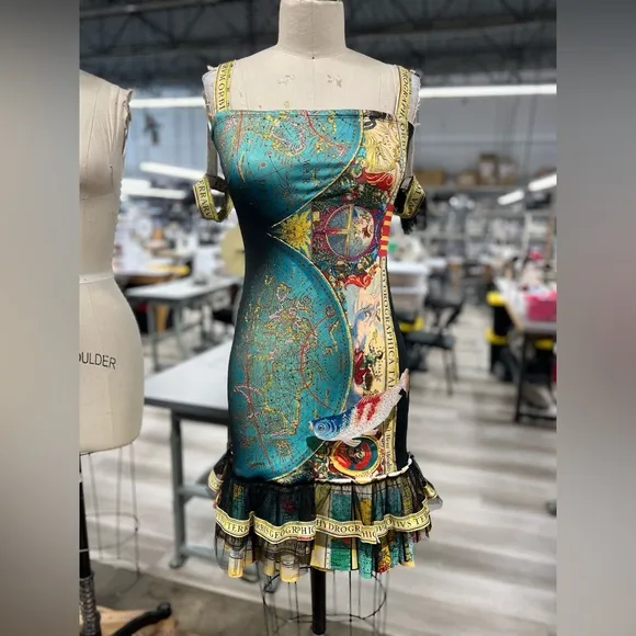 IPNG: The World At Your Paper Boat Trip Ruffled Map Dress S/M