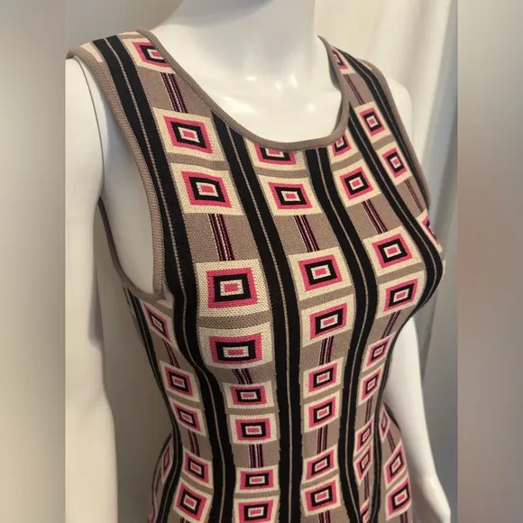 Issa London Sz XS Geometric Printed Abstract Stretch Knit Dress Retro Inspo Mod