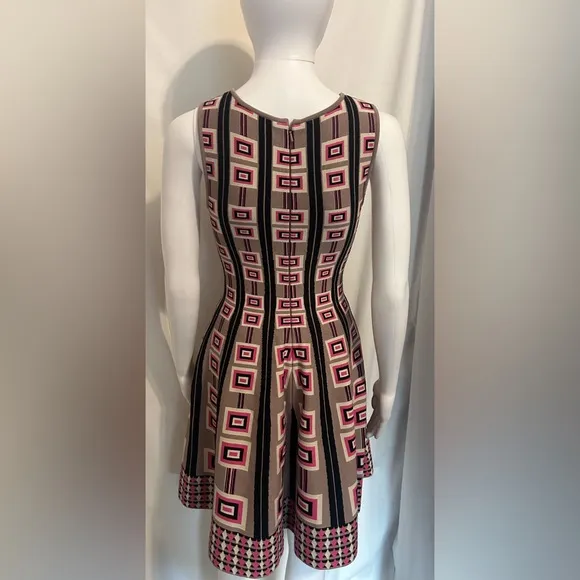 Issa London Sz XS Geometric Printed Abstract Stretch Knit Dress Retro Inspo Mod