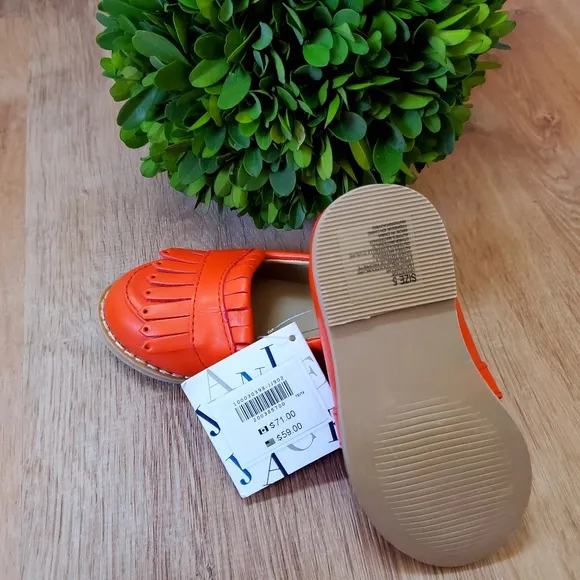 Janie &amp; Jack Orange Loafer Flat Shoes Size 5
