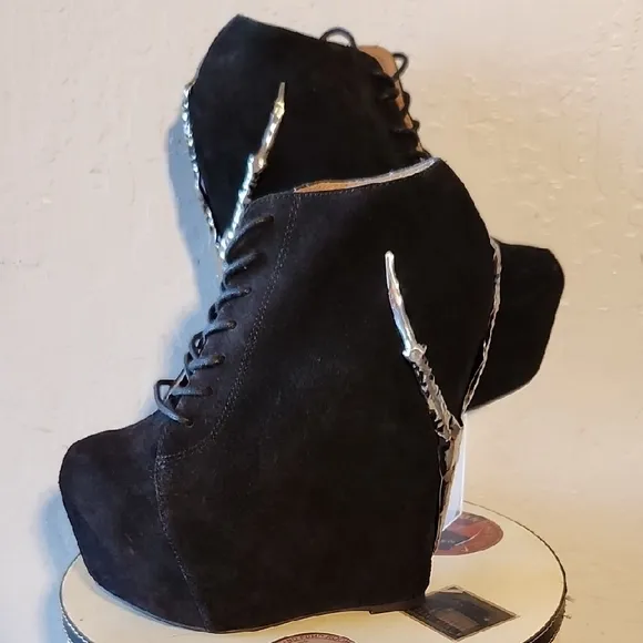 JEFFERY CAMPBELL Black Damsel Claw Platform  Lace Up Shoe Heel 6