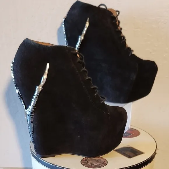 JEFFERY CAMPBELL Black Damsel Claw Platform  Lace Up Shoe Heel 6