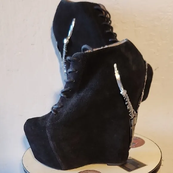 JEFFERY CAMPBELL Black Damsel Claw Platform  Lace Up Shoe Heel 6