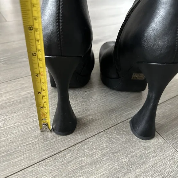 Jeffrey Campbell Women Size 8.5 Belair Platform Boots Black Leather Whimsygoth