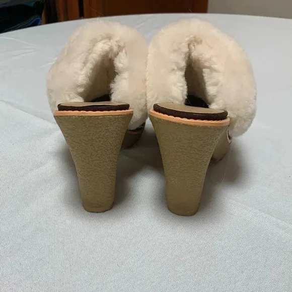 JESSICA SIMPSON Women’s Shoes, Clogs. Size 8. Fur Lined inside. Great Condition