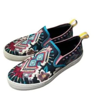 Johnny Was Hutton Embroidered Slip-On Blue Sneakers Shoe Size 39 NEW‎