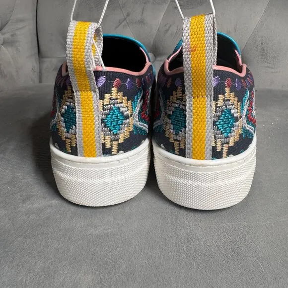 Johnny Was Hutton Embroidered Slip-On Blue Sneakers Shoe Size 39 NEW‎