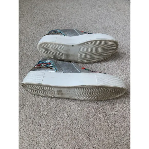 Johnny Was Vinny Butterfly Embroidered Slip On Sneakers Size 7
