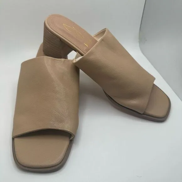 JOIE Olympia Sandals Mules Faux Leather Shoes Block Heels Womens 9 NUDE NEW