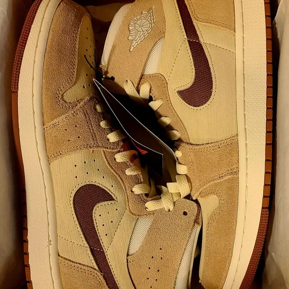 Jordan 1 Air Zoom Men's Shoes in Tan and Brown NEW
