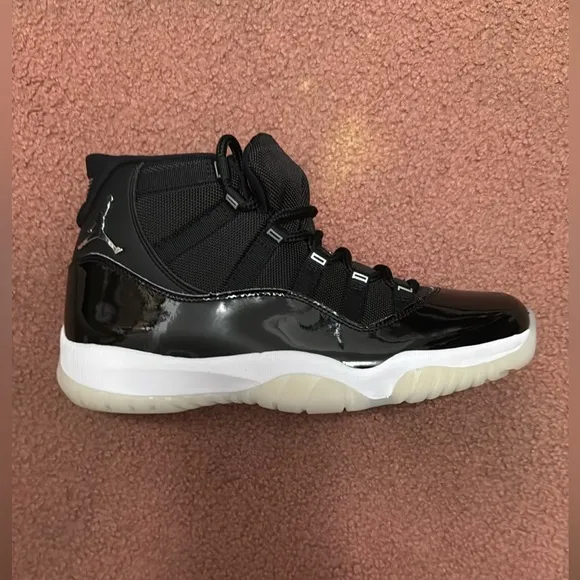 Jordan 11 RetroJubilee 25th Anniversary