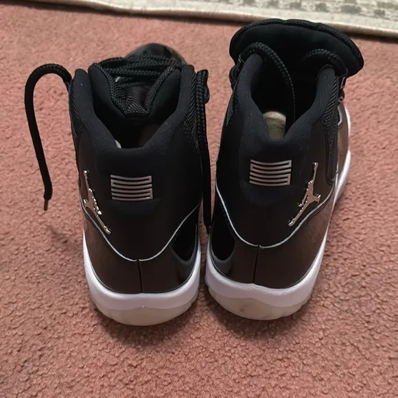 Jordan 11 RetroJubilee 25th Anniversary