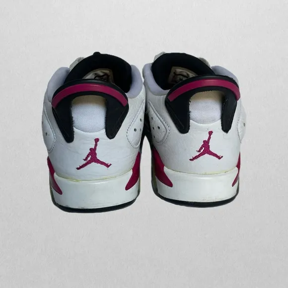 Jordan 6 Retro Low in “Fuchsia&quot;