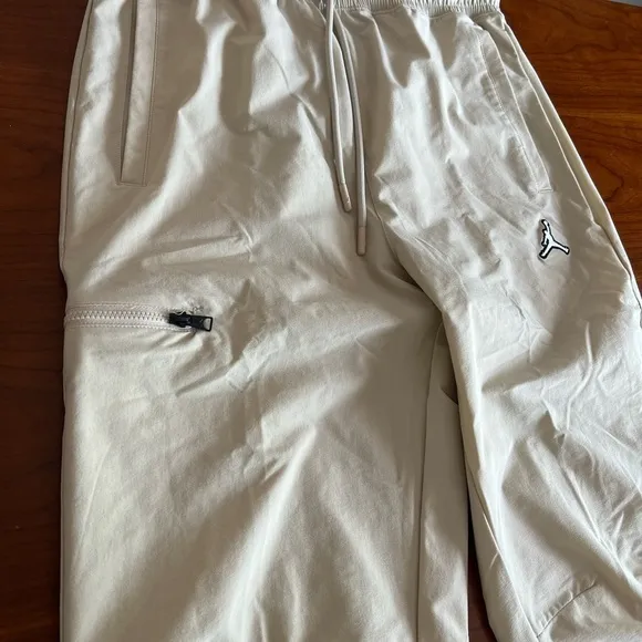 Jordan Men's Dri-FIT Standard fit men’s Pants tan DQ7509-206 kaki color