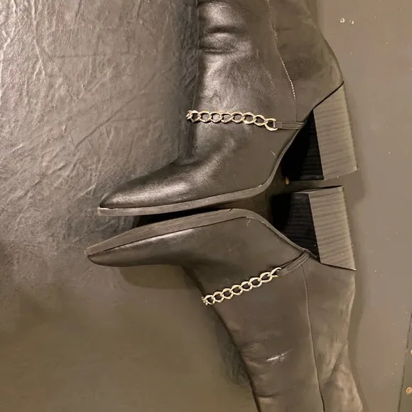 Journey Collection Women Monicco Ankle Boot Shoes Black Faux Leather, Size 8.5