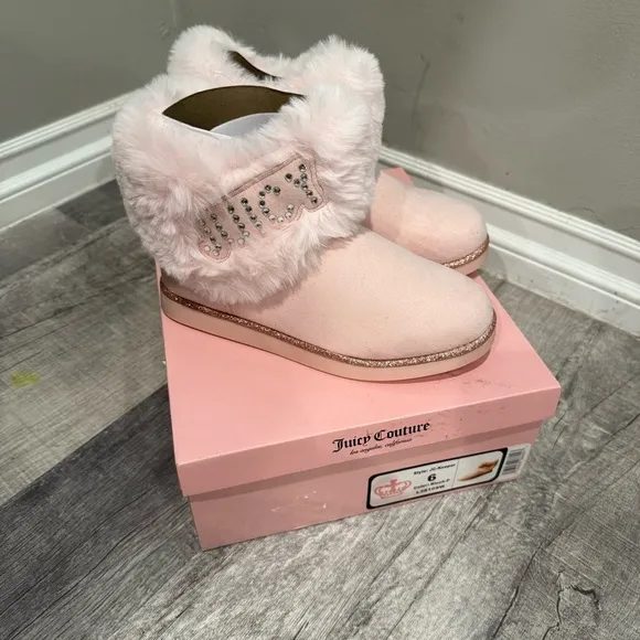 Juicy Couture Keeper‎ Faux Fur Winter Boots