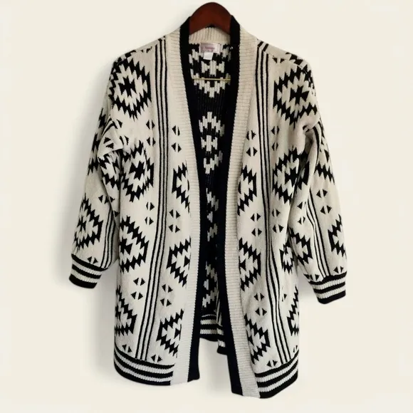 Kamana Aztec Print Chenille Cardigan – Size Large