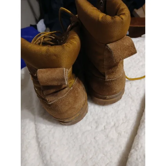 Kangaroo Boots Suede Size 8 1/2 Side Pockets Good Soles Look Almost Unworn