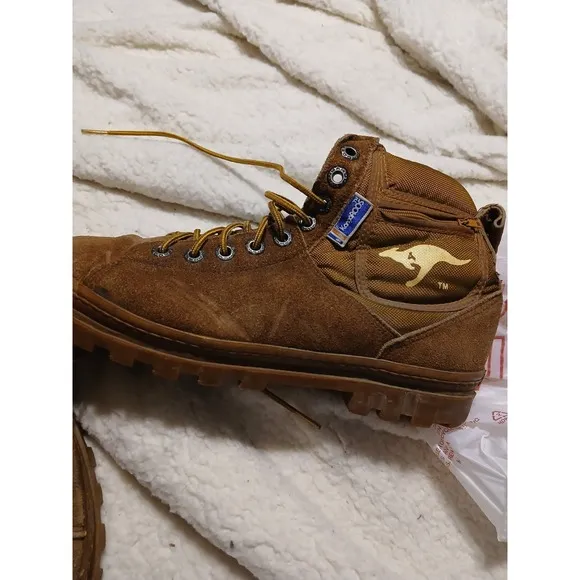 Kangaroo Boots Suede Size 8 1/2 Side Pockets Good Soles Look Almost Unworn