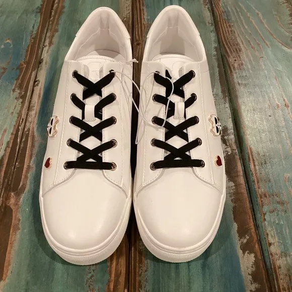 Karl Lagerfeld NWOT 11 Cambie Women’s Sneakers White Logo New Without Box