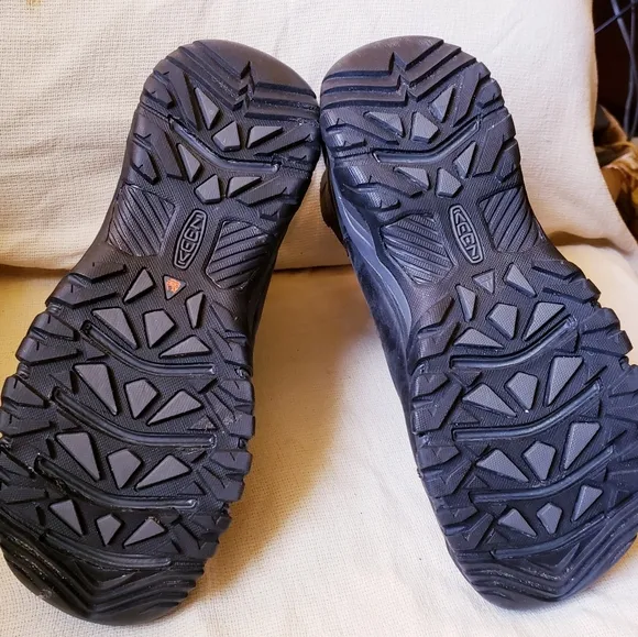 Keen Anchorage III Waterproof Boots 9.5