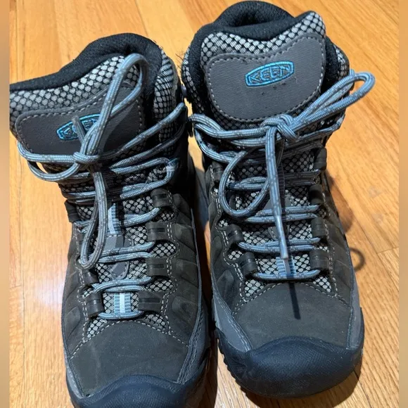 Keen Black and Gray Hiking Boots