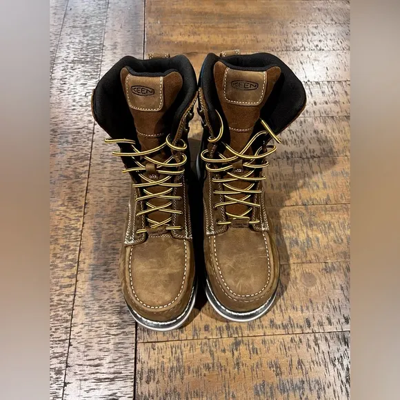 KEEN Cincinnati 8” Carbon Fiber Toe Waterproof Boots