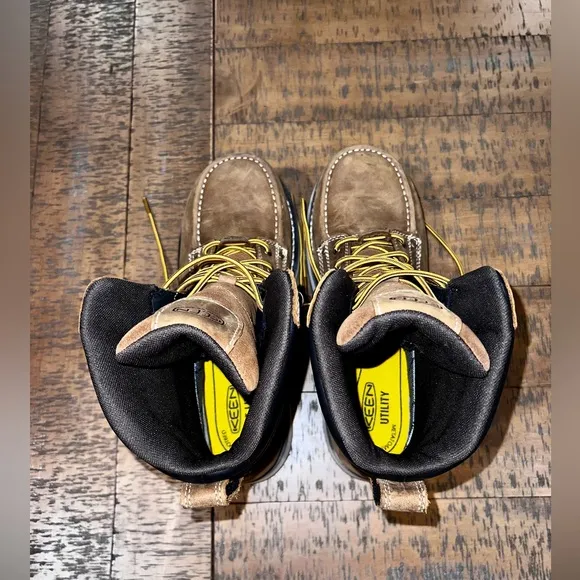 KEEN Cincinnati 8” Carbon Fiber Toe Waterproof Boots