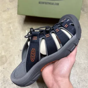 Keen Mens Newport Slide Black Closed Toe Slip On Flat Sport Sandals Shoes NWT