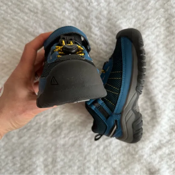 Keen Targhee Sport Mykonos Blue/Keen Yellow Sneakers size 8 Toddler
