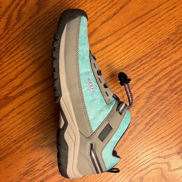🏀🗑️🏀KEEN Targhee Sport Vent Big Girls Running Shoes NWOT